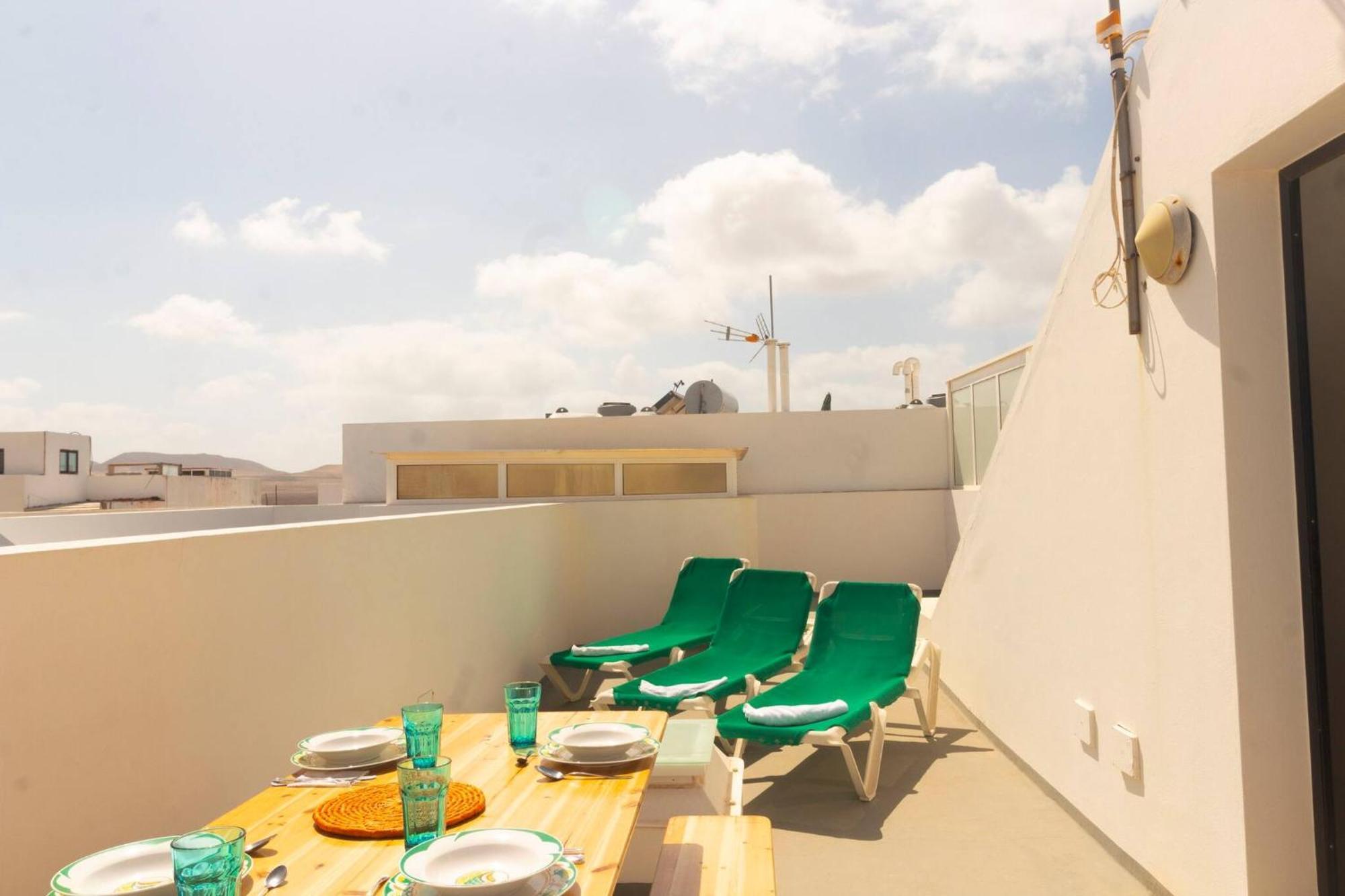 Casa Bianca Caleta De Famara Hotel Eksteriør billede